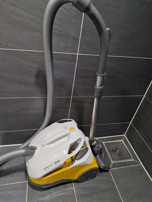 Продам Пылесос томас