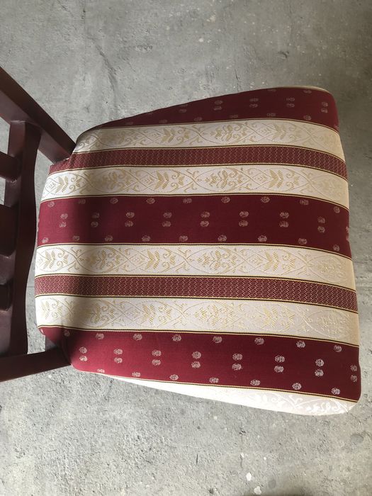 Срочно Продаются стулья