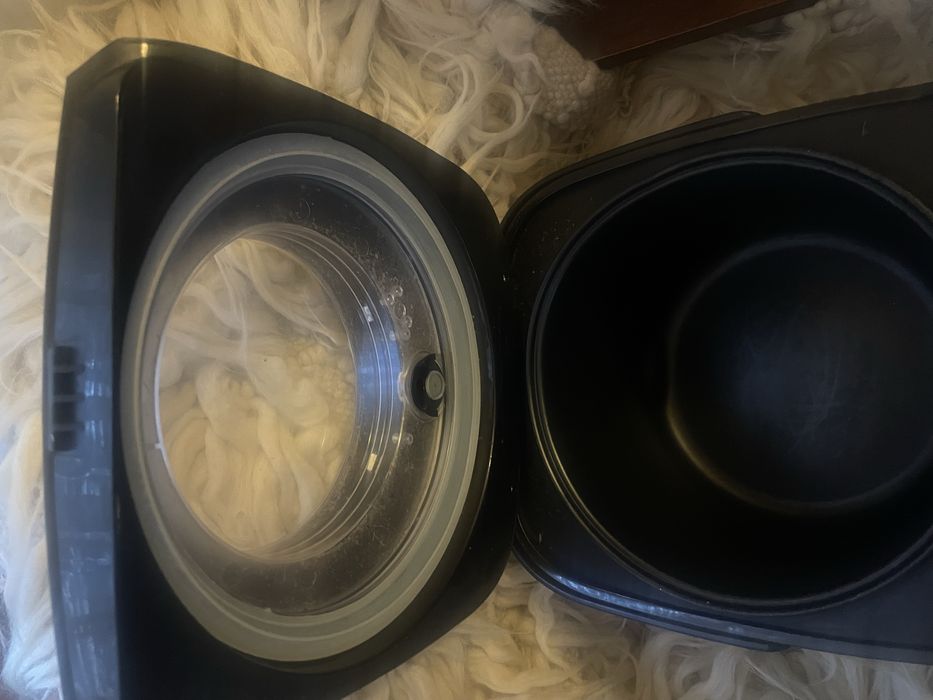 Мултикукър Redmond