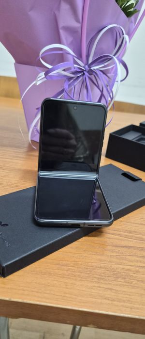 Моторола Razer 50