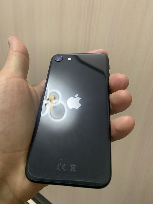 iPhone se2 128gb