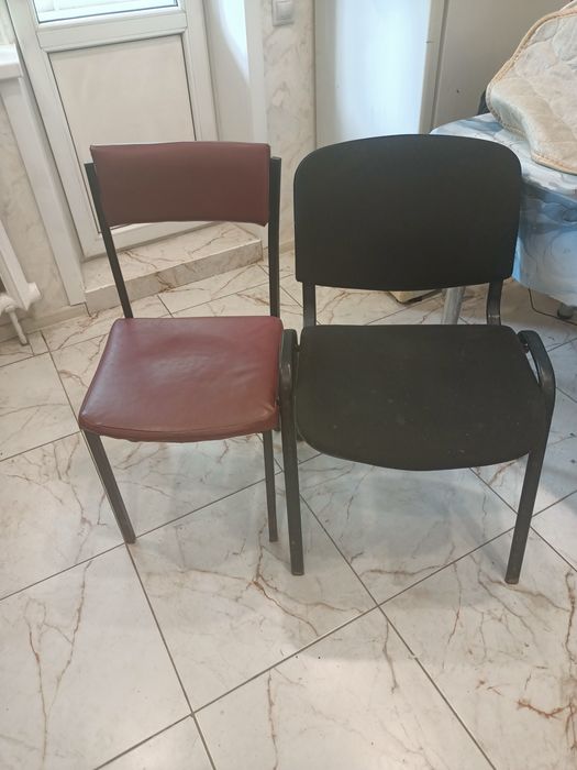 Продам флягу б.у и стулья крепкие