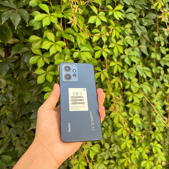 Redmi note 12 256 Gb arzon narxda dastavkasi bor