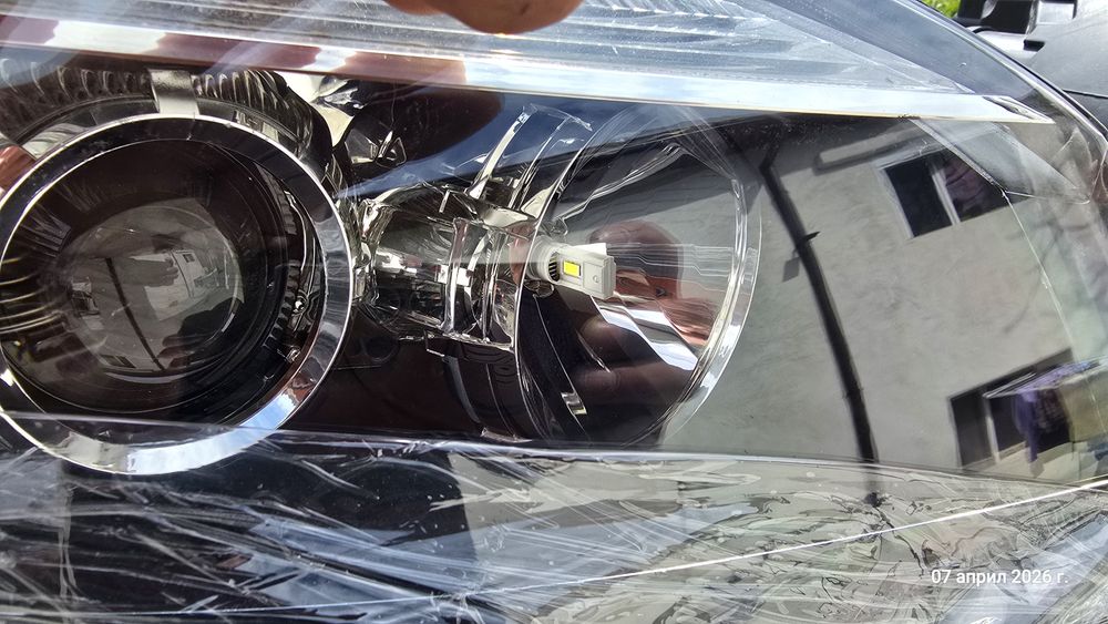 W204 bi-led фарове