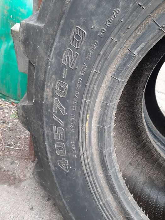 Шины на погрузчик эксковатор 16/70 R20