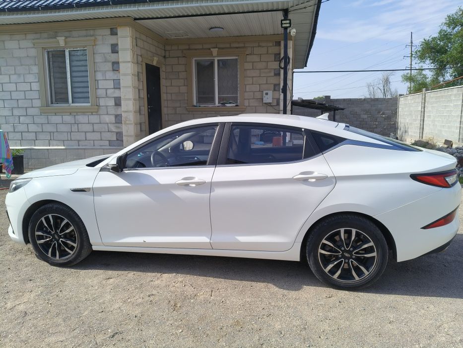 Жак J7 2022 сатылады