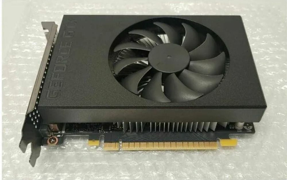 Продам видеокарту 1650Super 4gb