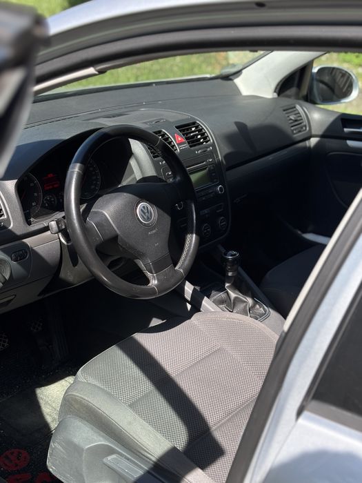 VOLKSWAGEN Golf 2006 — imagine 3