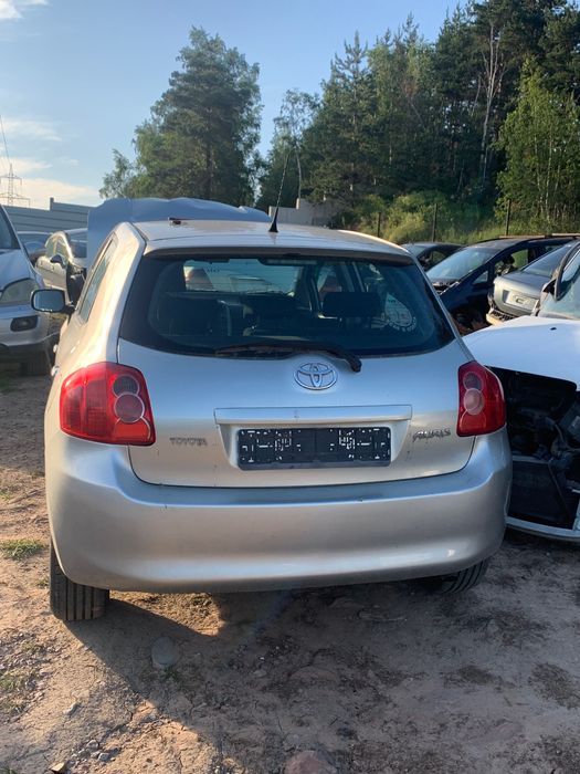 Toyota Auris 1.4i 2009г