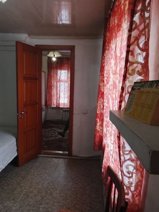 * * * Времянка* * *