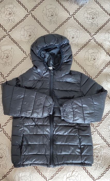 Продам верхнюю одежду