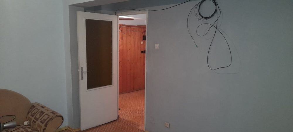 Inchiriez apartament cu 2 camere 140€