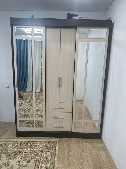 Продается шкаф для одежды 20 000 тг.