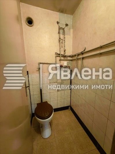 Продава се Тристаен апартамент в Благоевград, Еленово 2 - 84 кв.м за 1072 €/кв.м - Снимка #11