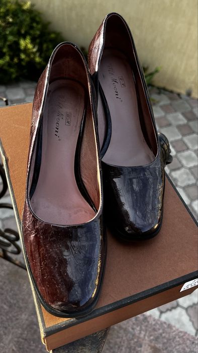 Продам туфли, размер 37, каблук 7 см