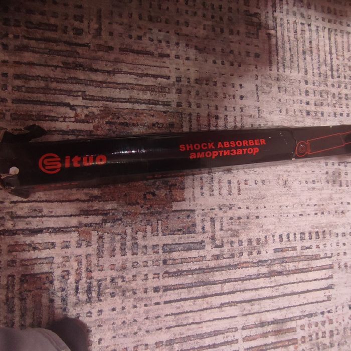 Амортизатор новый БМВ Е34