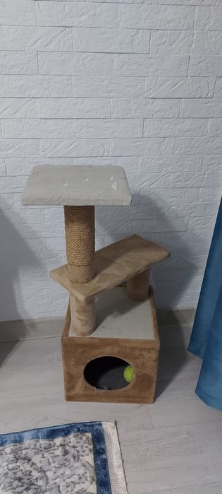 Продам перекладину для кошек