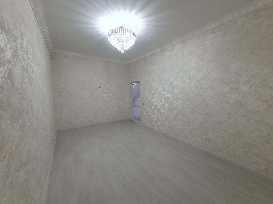 Yangi qirilgan, yashashga tayyor kottej sotiladi