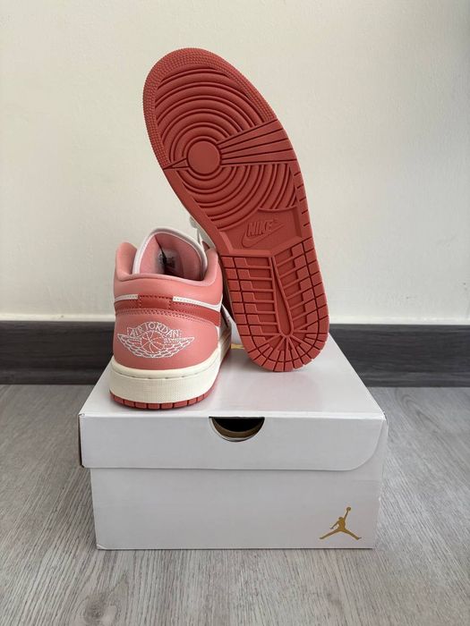 Air Jordan 1 low
