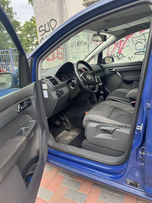 VOLKSWAGEN Touran 2007 — imagine 5