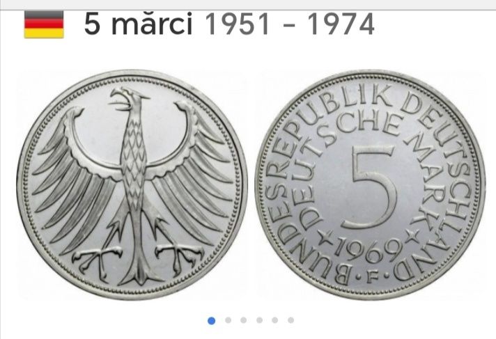 O colecție de monede din Argint