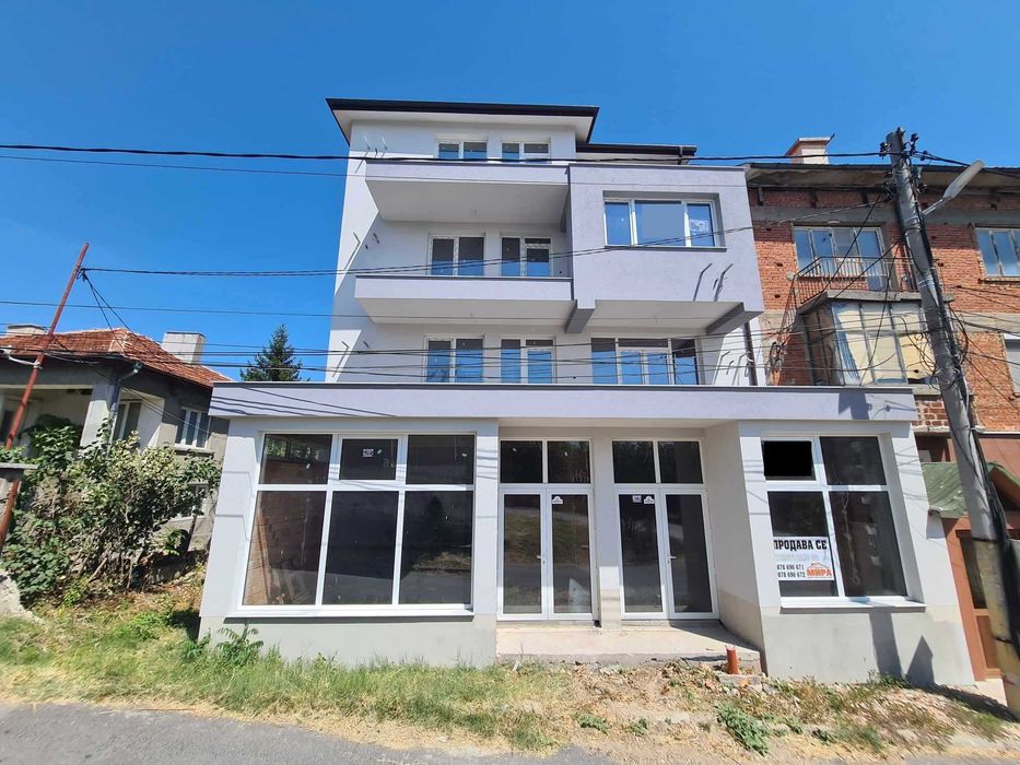 ТРИСТАЕН АПАРТАМЕНТ в сграда с акт 14 ново в кв. Изгрев, гр. Хасково