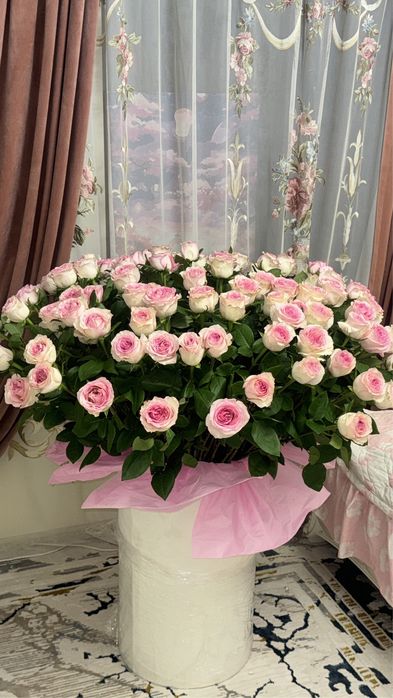 Свежие цветы ( розы)