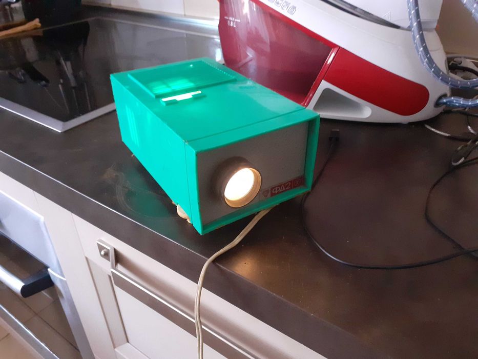 proiector diafilme rusesc