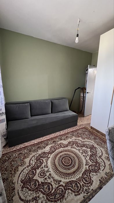 Продам квартиру 4-комнатную