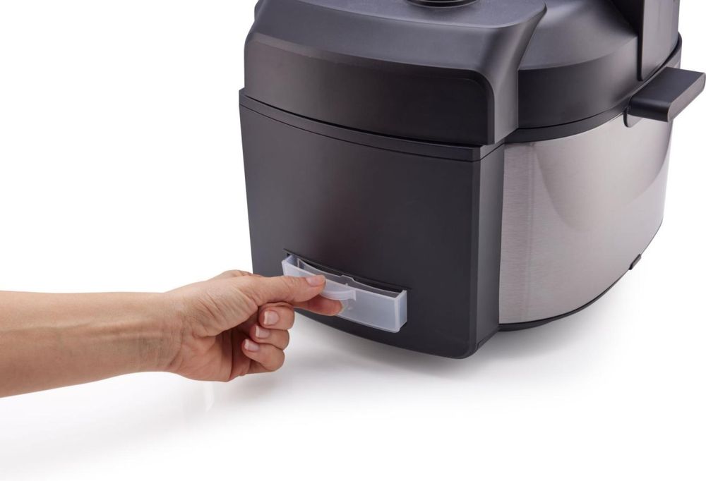 Hisense HMC6SBK Мултикукър Чисто нов