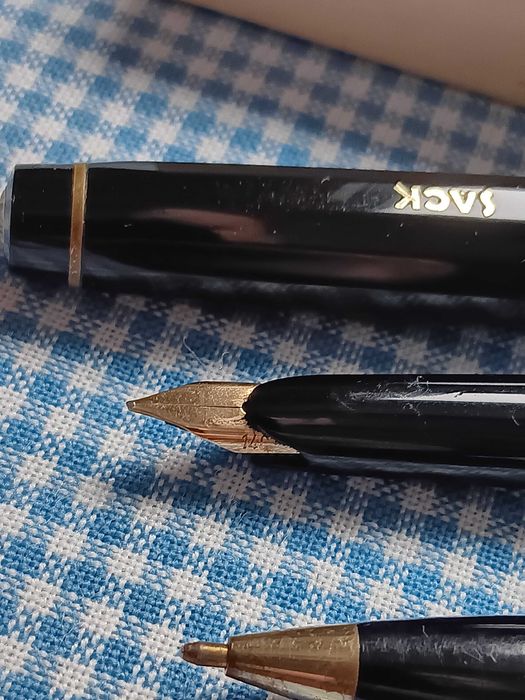 Stilou si Pix vechi Kaweco sport 619, Sack ,penita aur 14k,de colectie