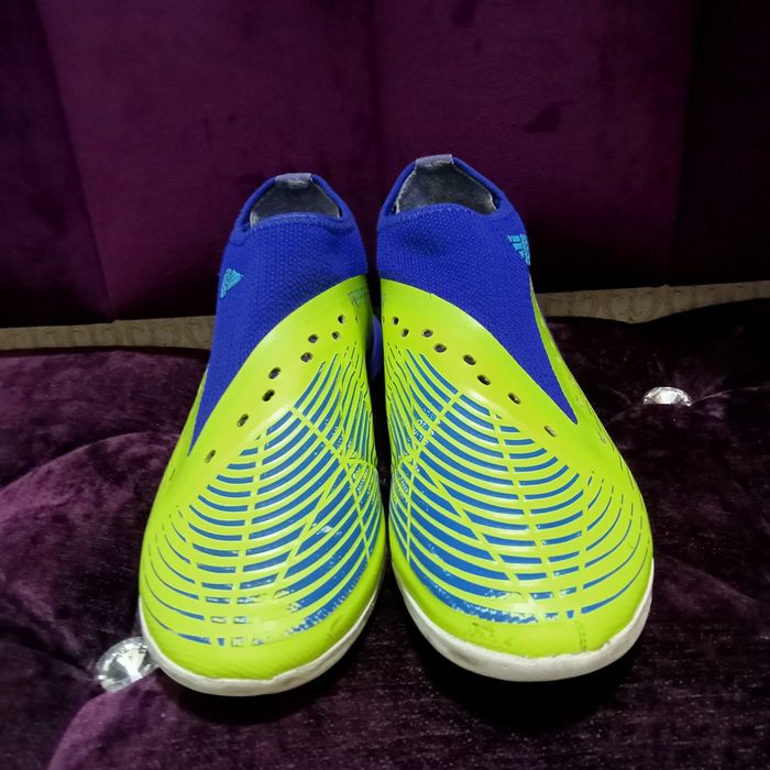 Adidas Predator Сороконожки