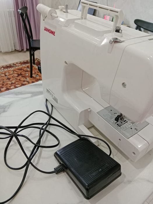 Швейная машинка для рукоделия