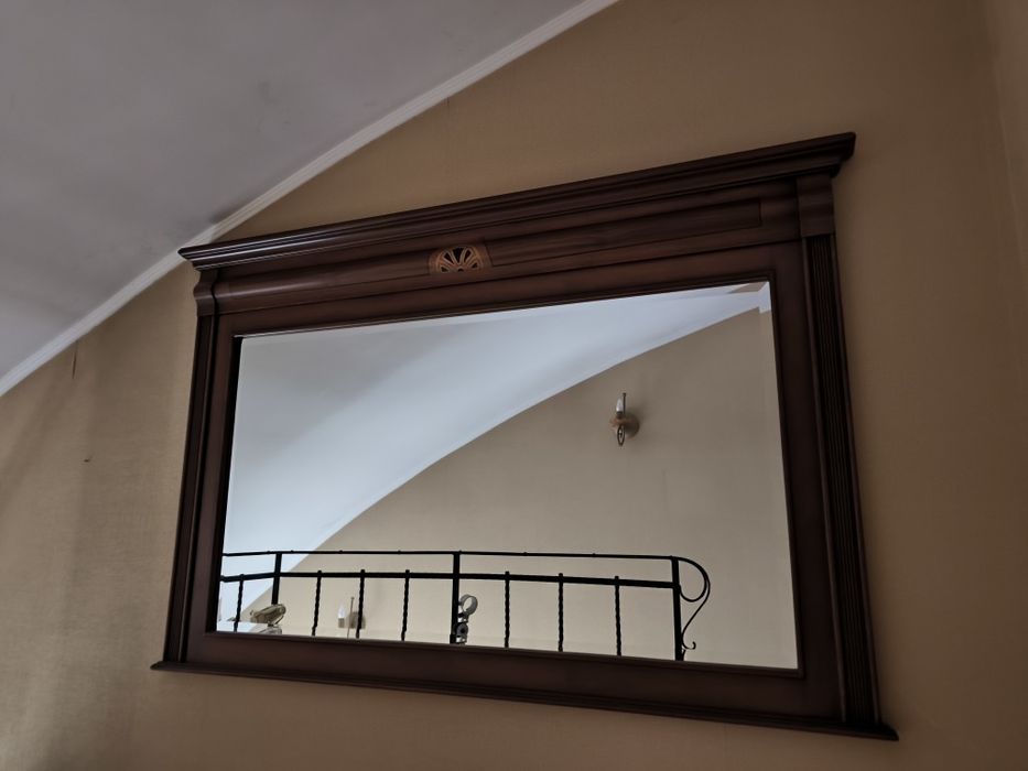 Голямо огледало 148 / 95