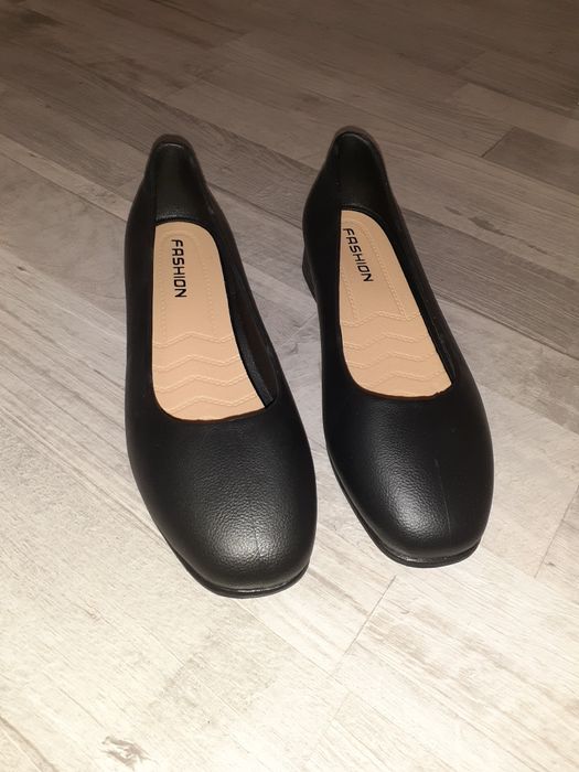 Осенняя балетка с мини каблуком