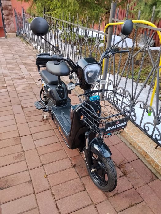 Продам электро мопед .