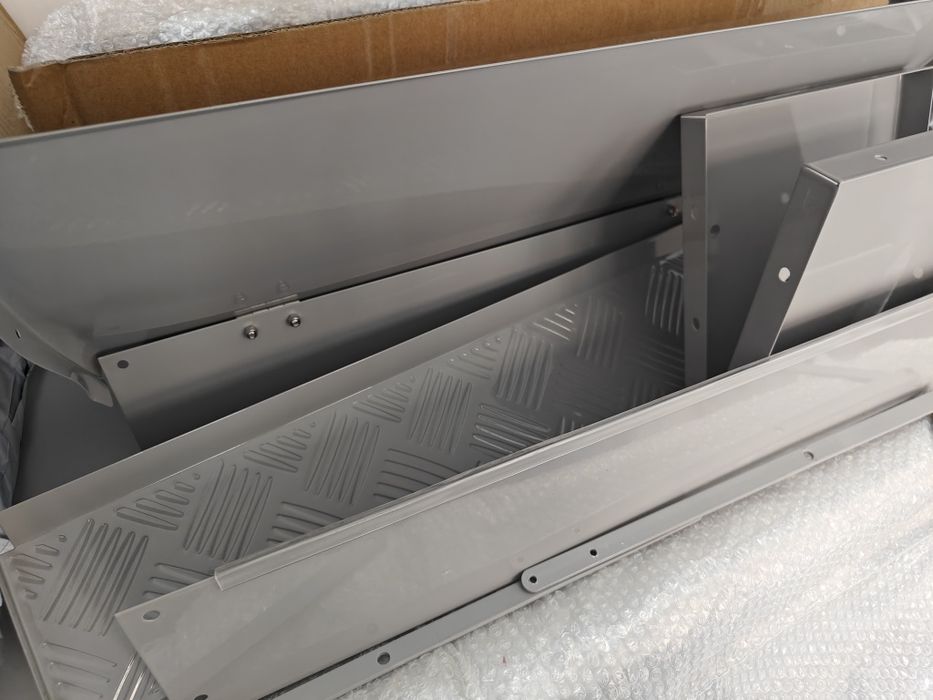 Автоматическая кормушка для кур