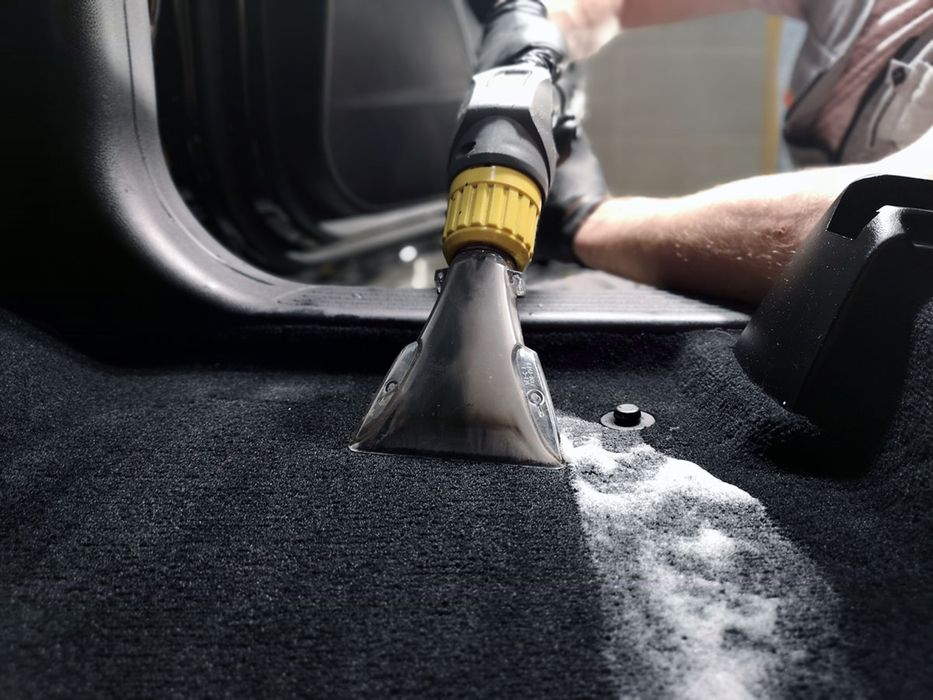 Химчистка, полировка, шумоизоляция авто.