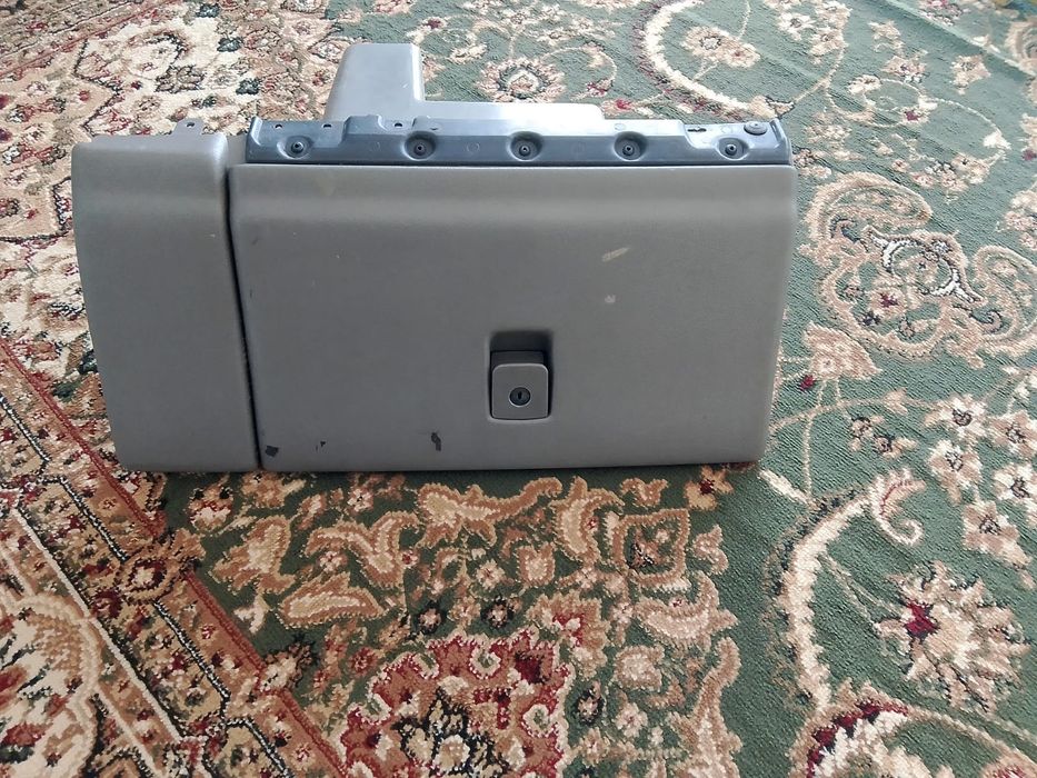 Опель синтра бардачок