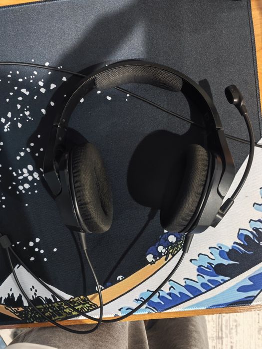 Продам игровые наушники