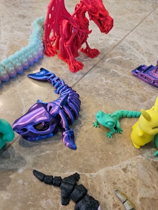 Уникални 3D принтирани играчки и фигурки – различни модели!