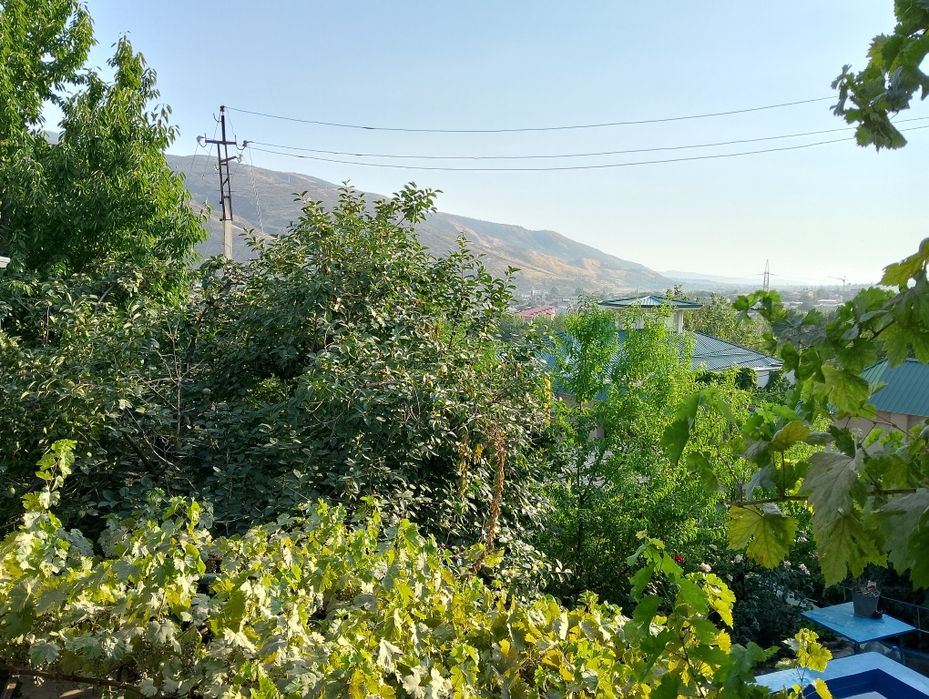 Продается дача! В чарваке