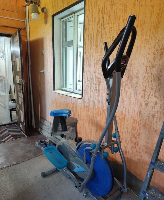 Продам тренажер  эллипс