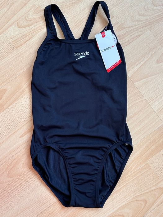 Нови цели бански за плуване Arena & Speedo