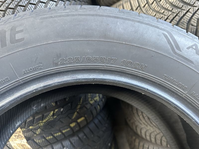 225/65/17 BRIDGESTONE 4бр