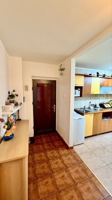 Apartament 2 camere  inchiriere Piata/Centru/Liceu Cuza/ Scoli  spatiu comercial sau locuit