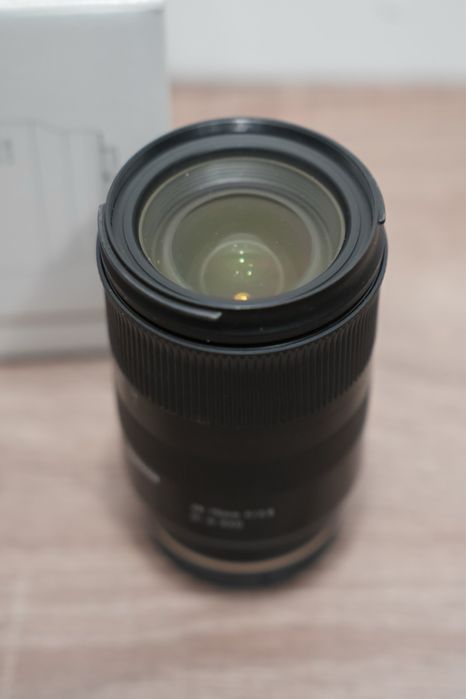 Vând obiectiv Sony 50mm f/1.8+Tamron 28-75mm f/2.8, în stare foarte bună.