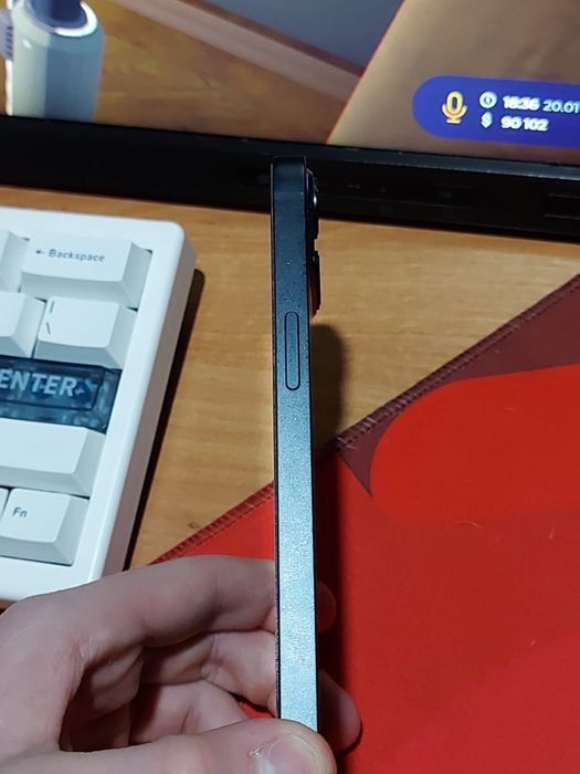 Продам айфон 13 акб 89