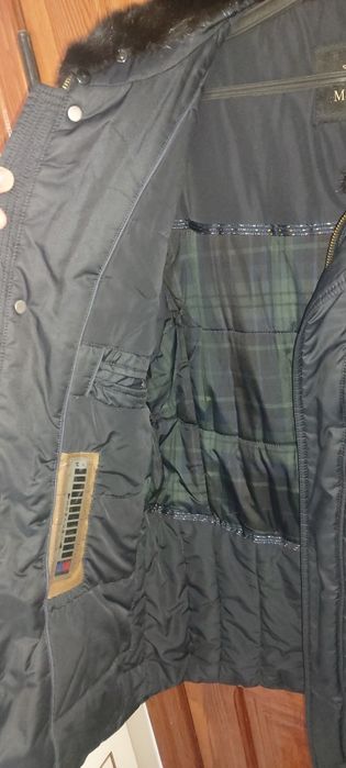 Продам куртку зимнюю .