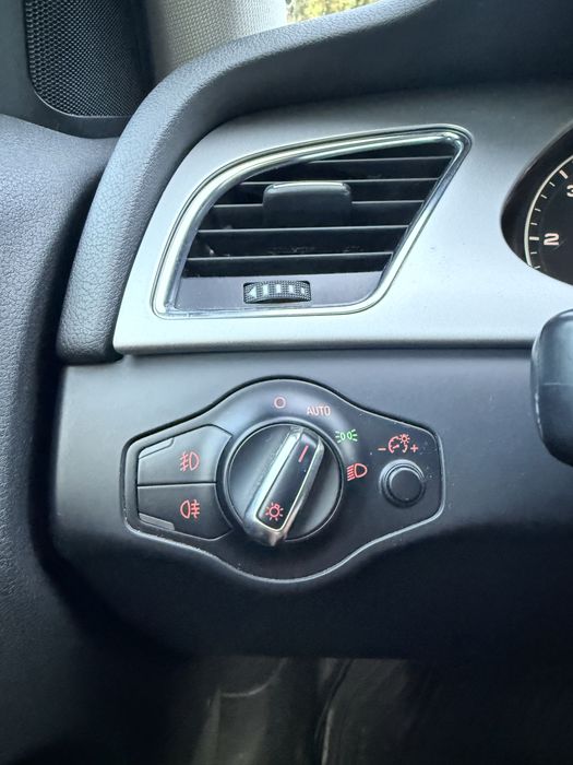 Vând Audi A4 B8 2008